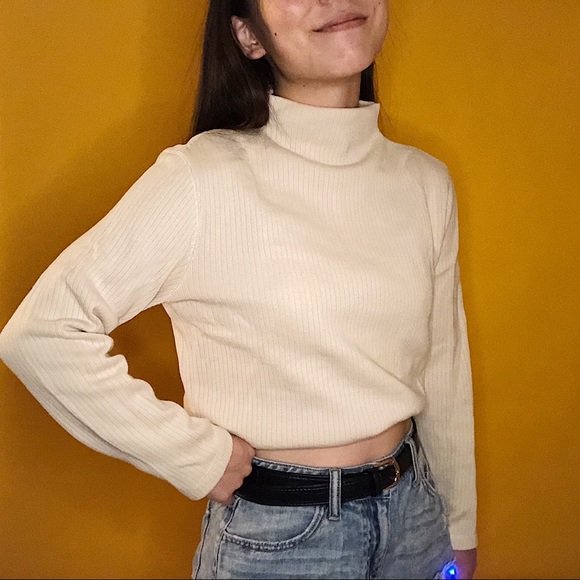 🌟SOLD🌟Ralph Lauren | Vintage mock neck sweater - Picture 2 of 6